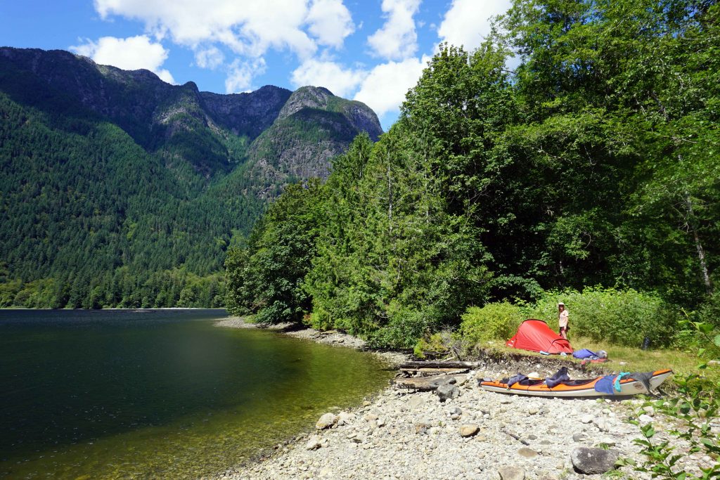 Kayaking the Sechelt Inlet