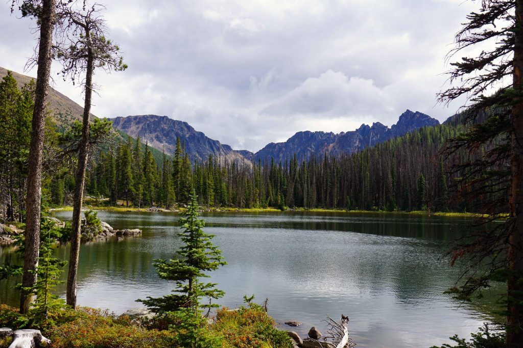 Cathedral lakes outlet park